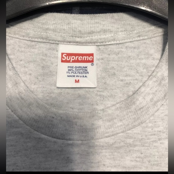 Supreme - Picture 3 of 7
